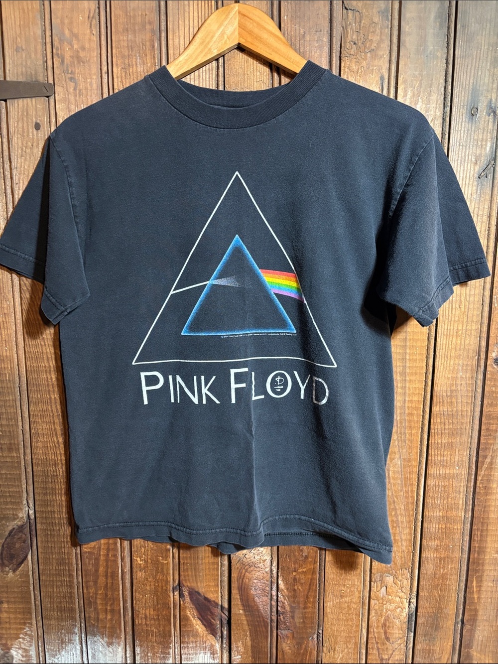 Vintage 2004 Pink Floyd Black Tee with Prism Rainbow Graphic